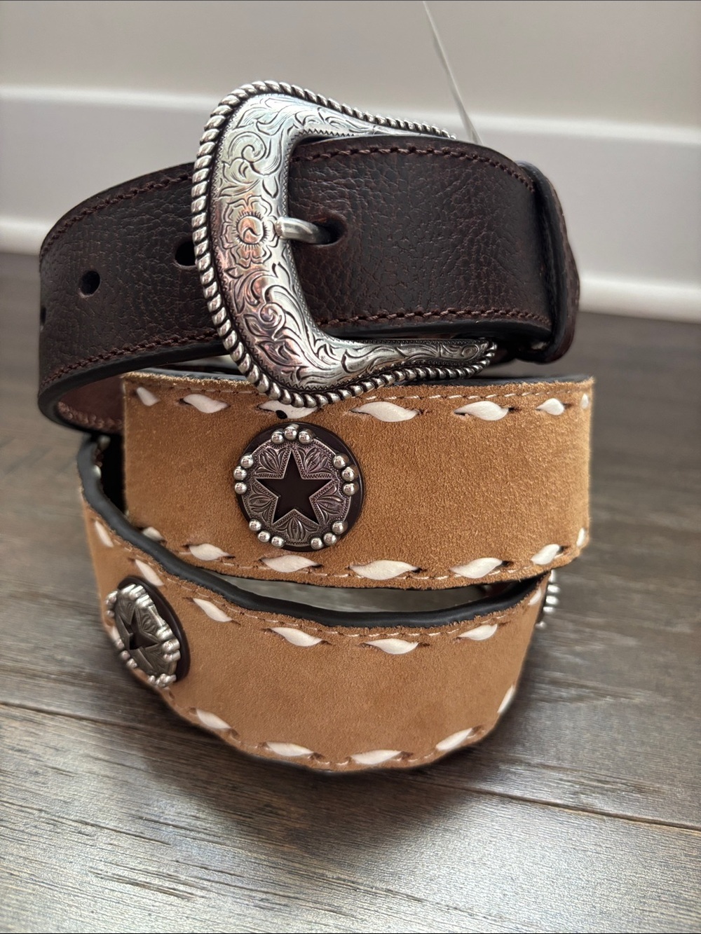 Nocona Genuine Leather,Star conchos,silvertone removable buckle Western